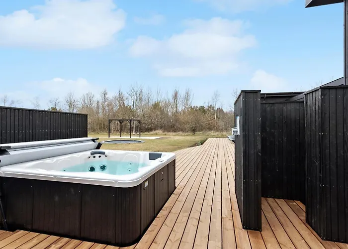 Дом отдыха In With Sauna Hojslev