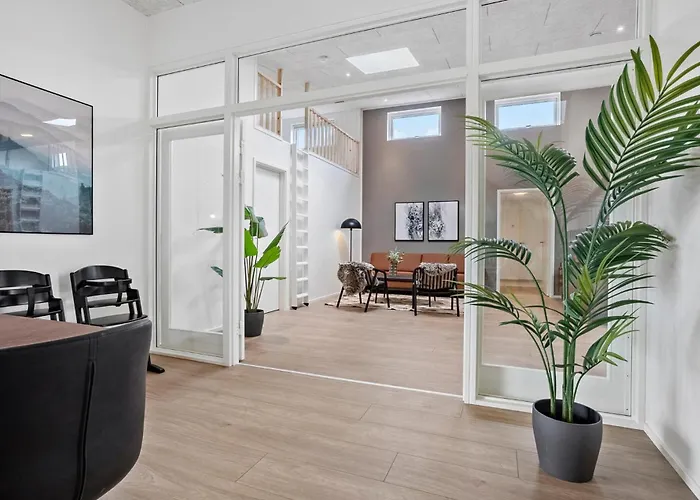 In With Sauna * Hojslev